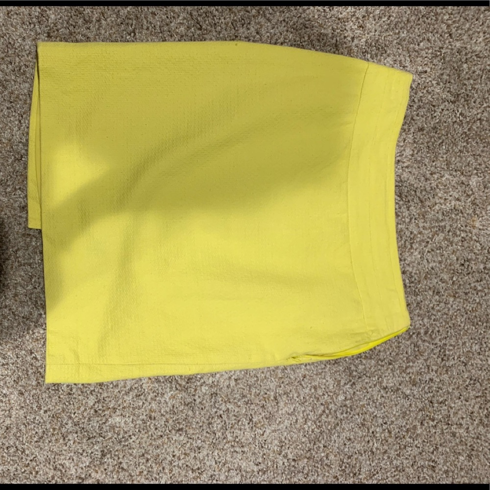 Limited pencil skirt